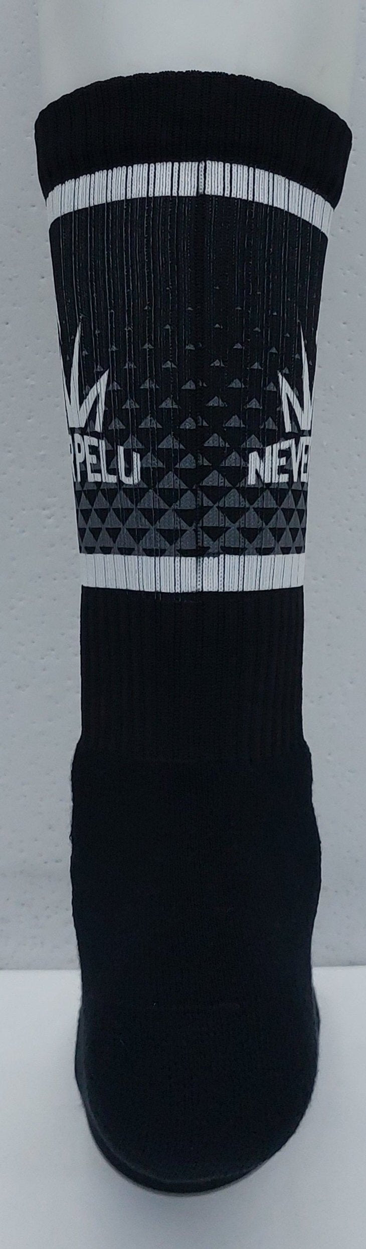 NEVER PELU LOGO CREW SOCKS (Black)